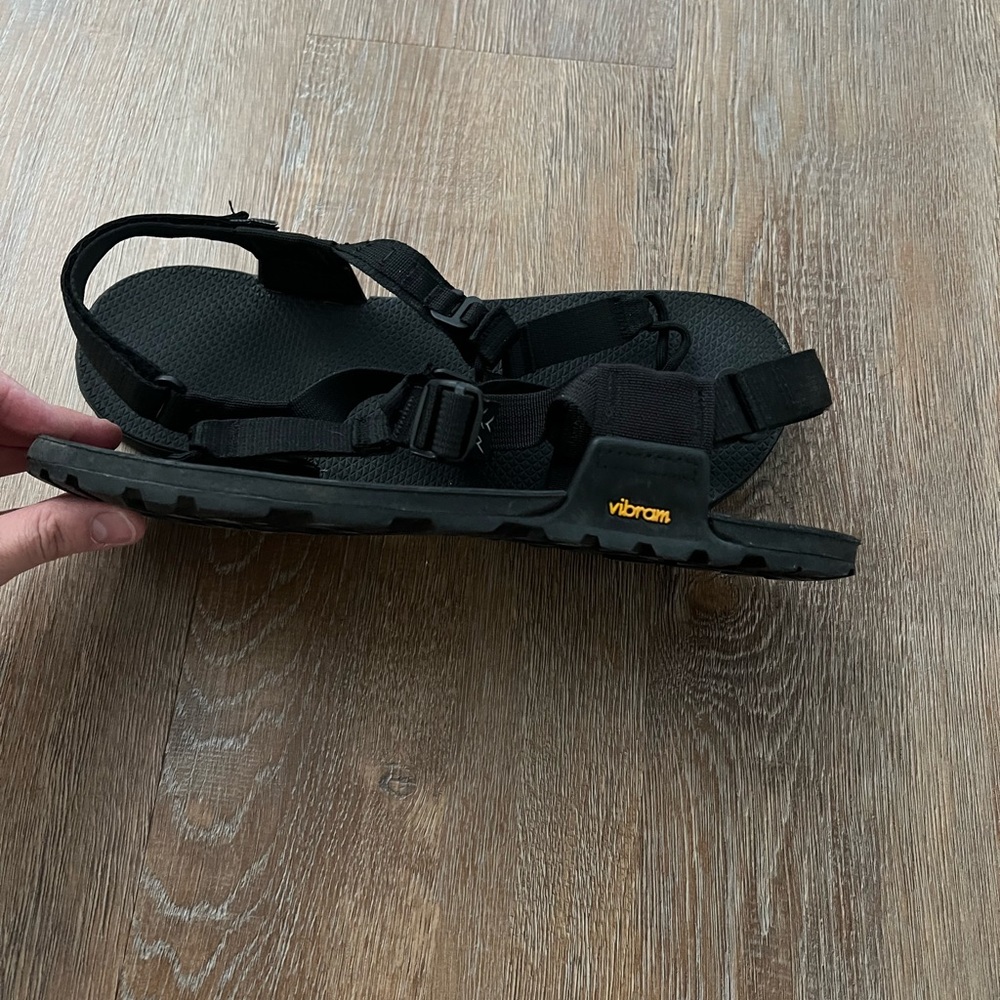 Men’s black Bedrock Sandals.